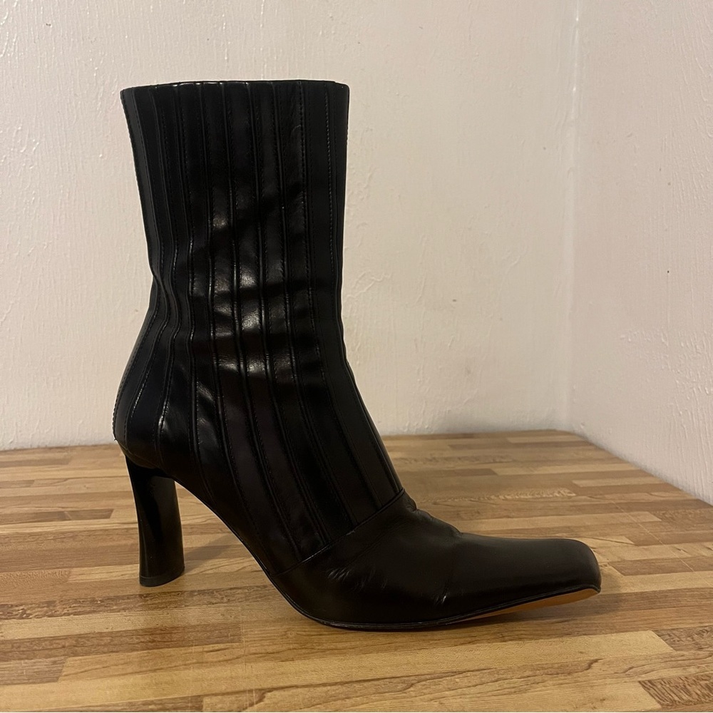 Valentine Synia Black Calf Vero Cuoio Ribbed Zipper Closure Block Heels Boots 8B